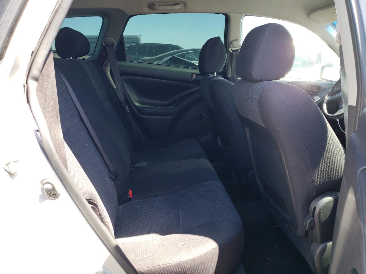 2T1KR32E85C411586 2005 Toyota Corolla Matrix Xr