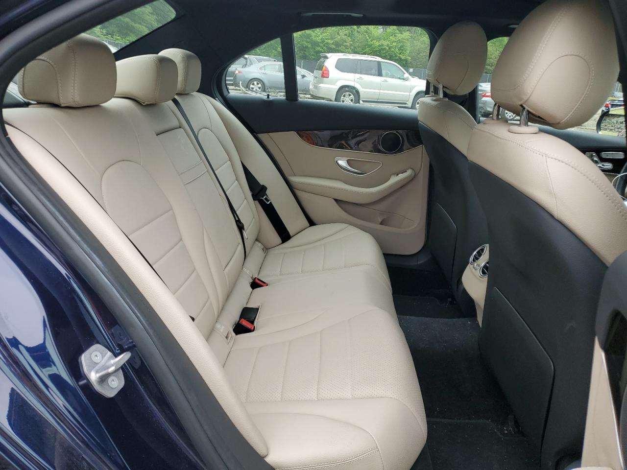 55SWF4KB1JU261394 2018 Mercedes-Benz C 300 4Matic