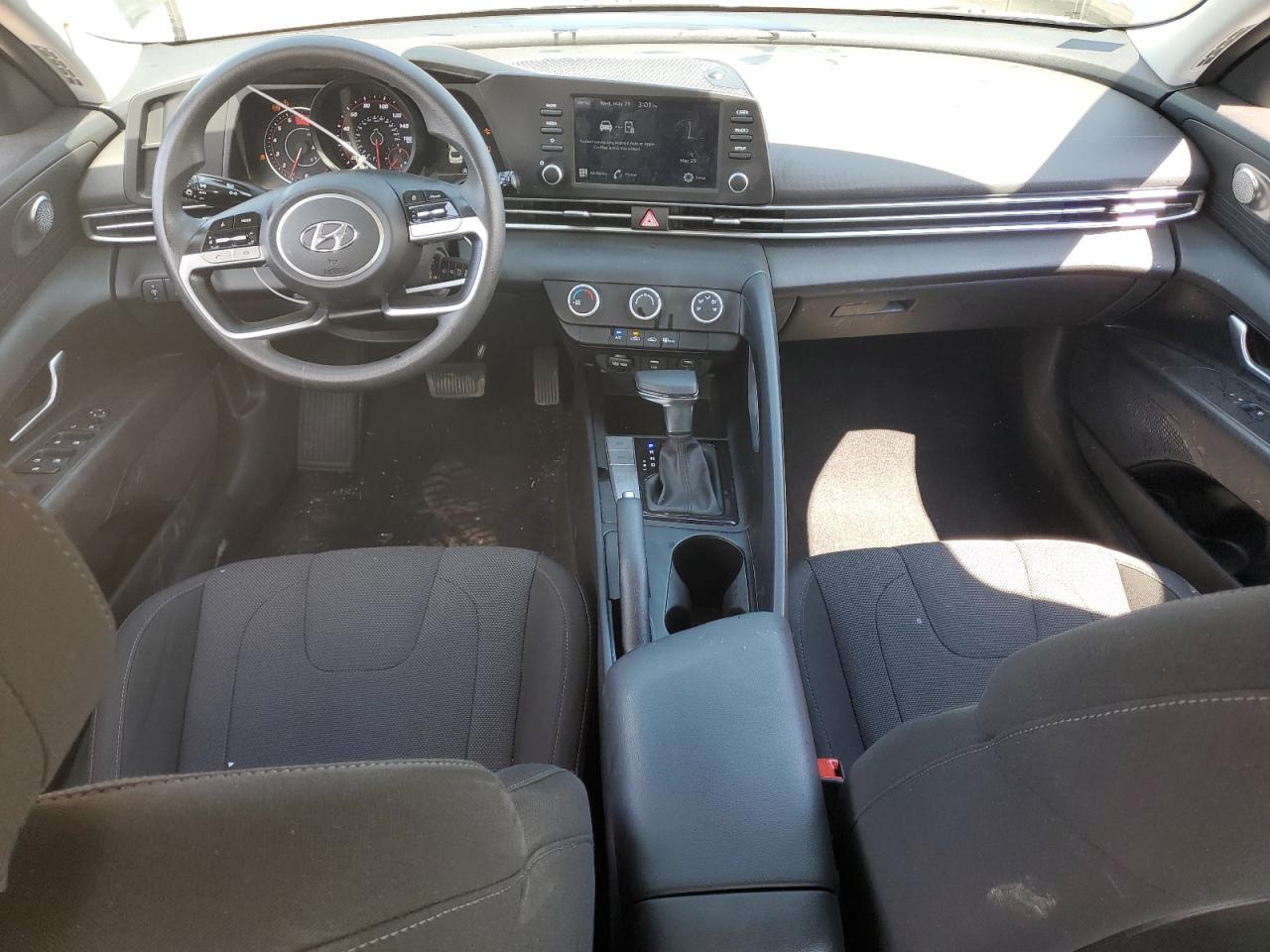 5NPLL4AG2NH058290 2022 Hyundai Elantra Se