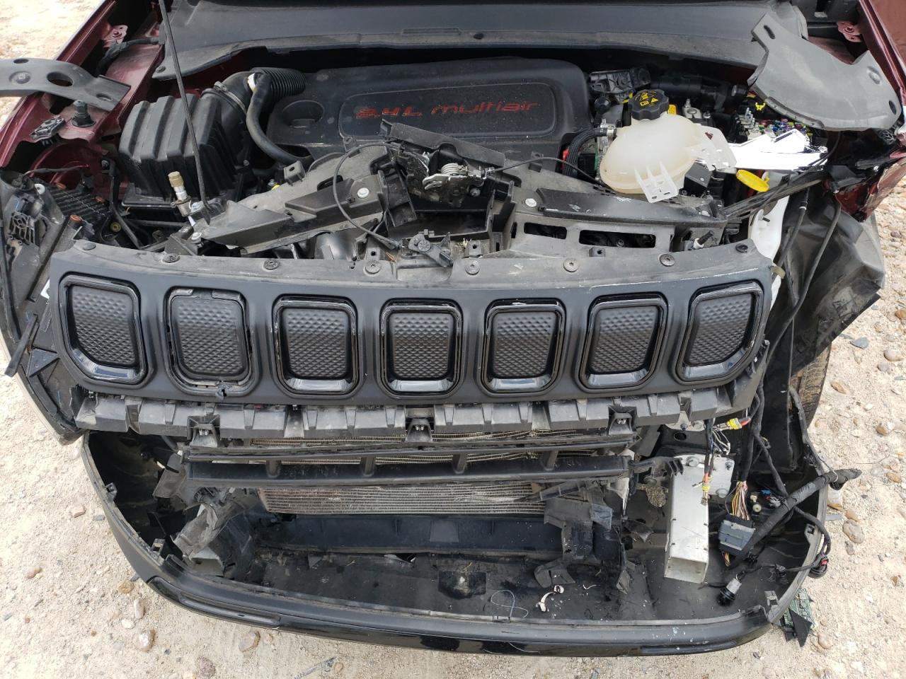 3C4NJCBB1NT210670 2022 Jeep Compass Latitude