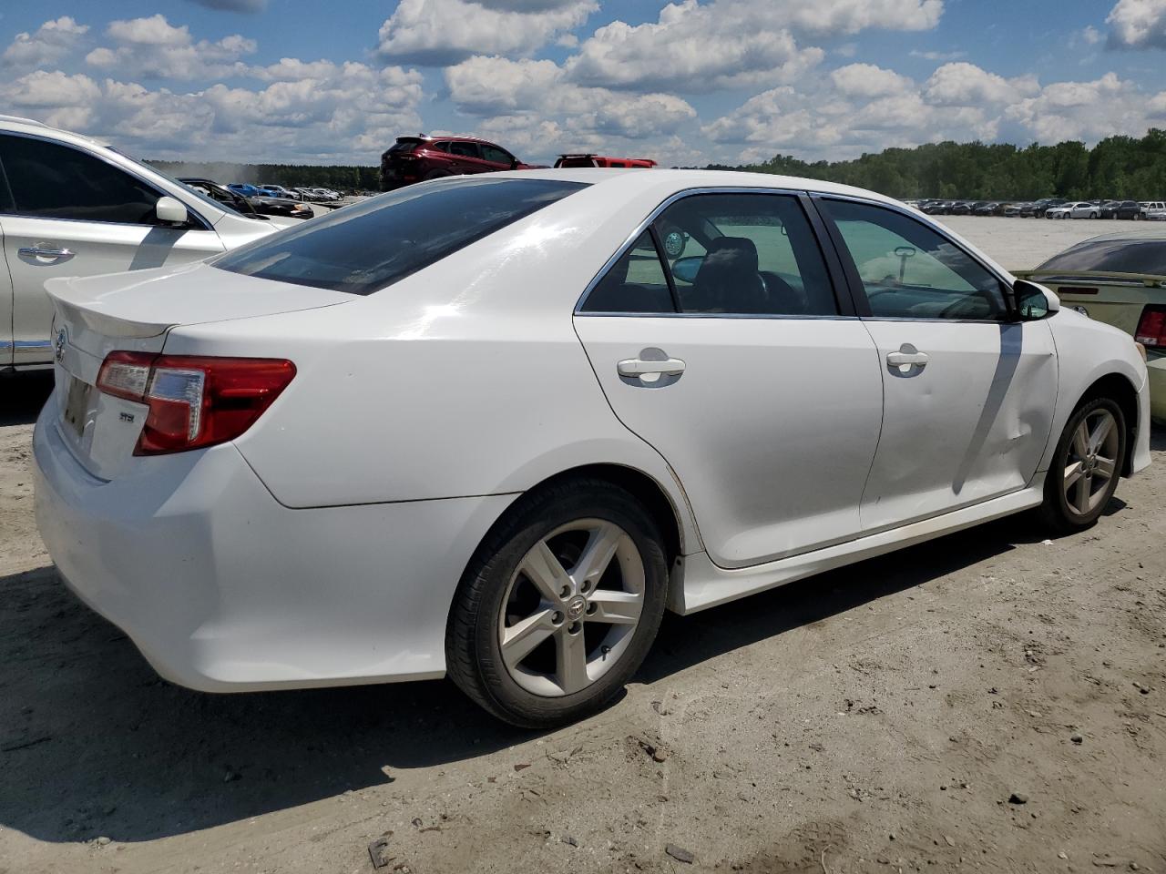 4T1BF1FK4DU213114 2013 Toyota Camry L