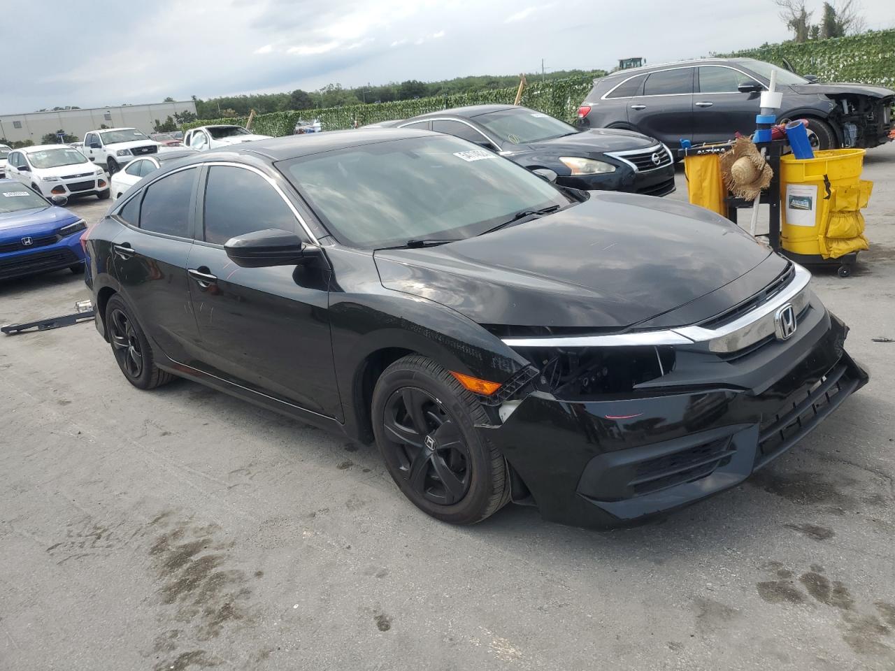 2HGFC2F54JH562532 2018 Honda Civic Lx