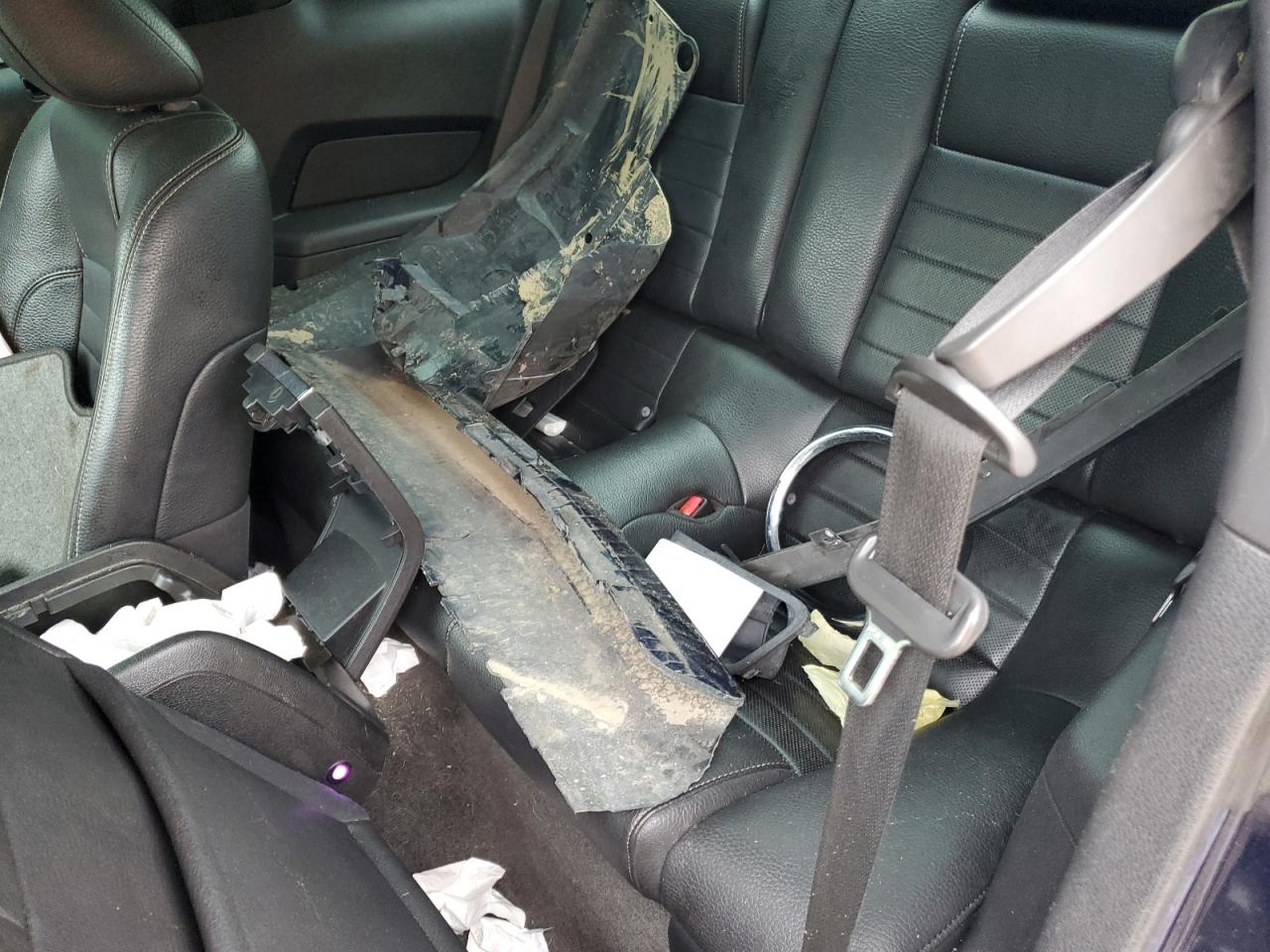 1ZVBP8AM0B5124227 2011 Ford Mustang