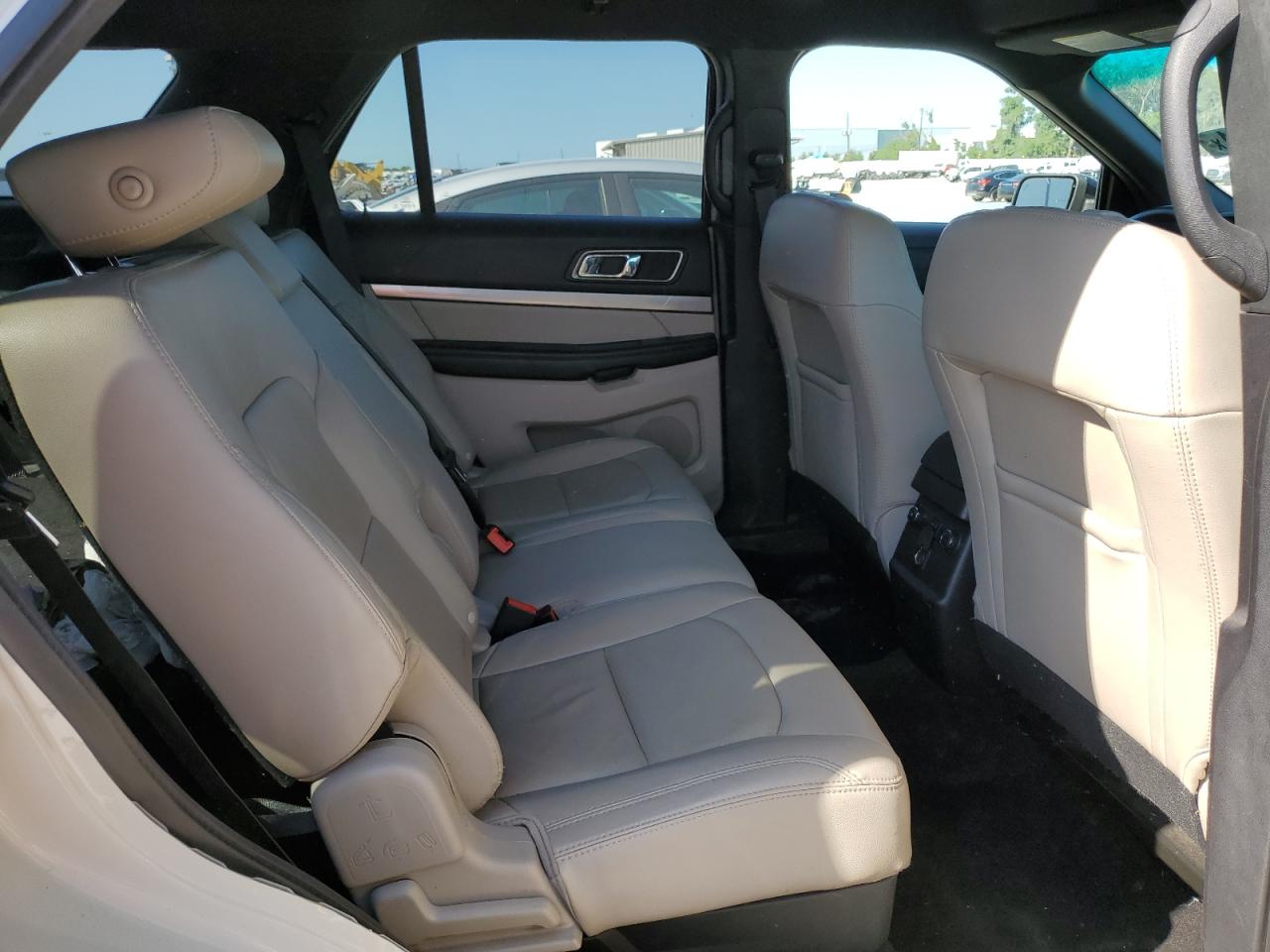VIN: 1FM5K8D88JGB81478 2018 FORD EXPLORER