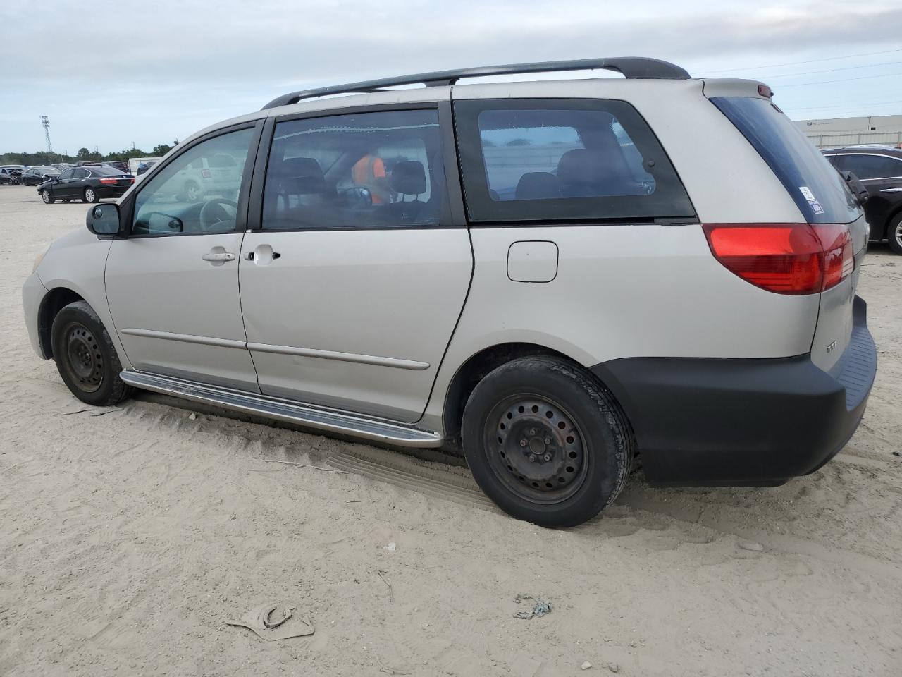 5TDZA23C34S000647 2004 Toyota Sienna Ce