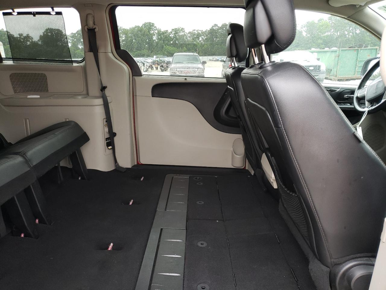 2C4RC1BG2ER238587 2014 Chrysler Town & Country Touring