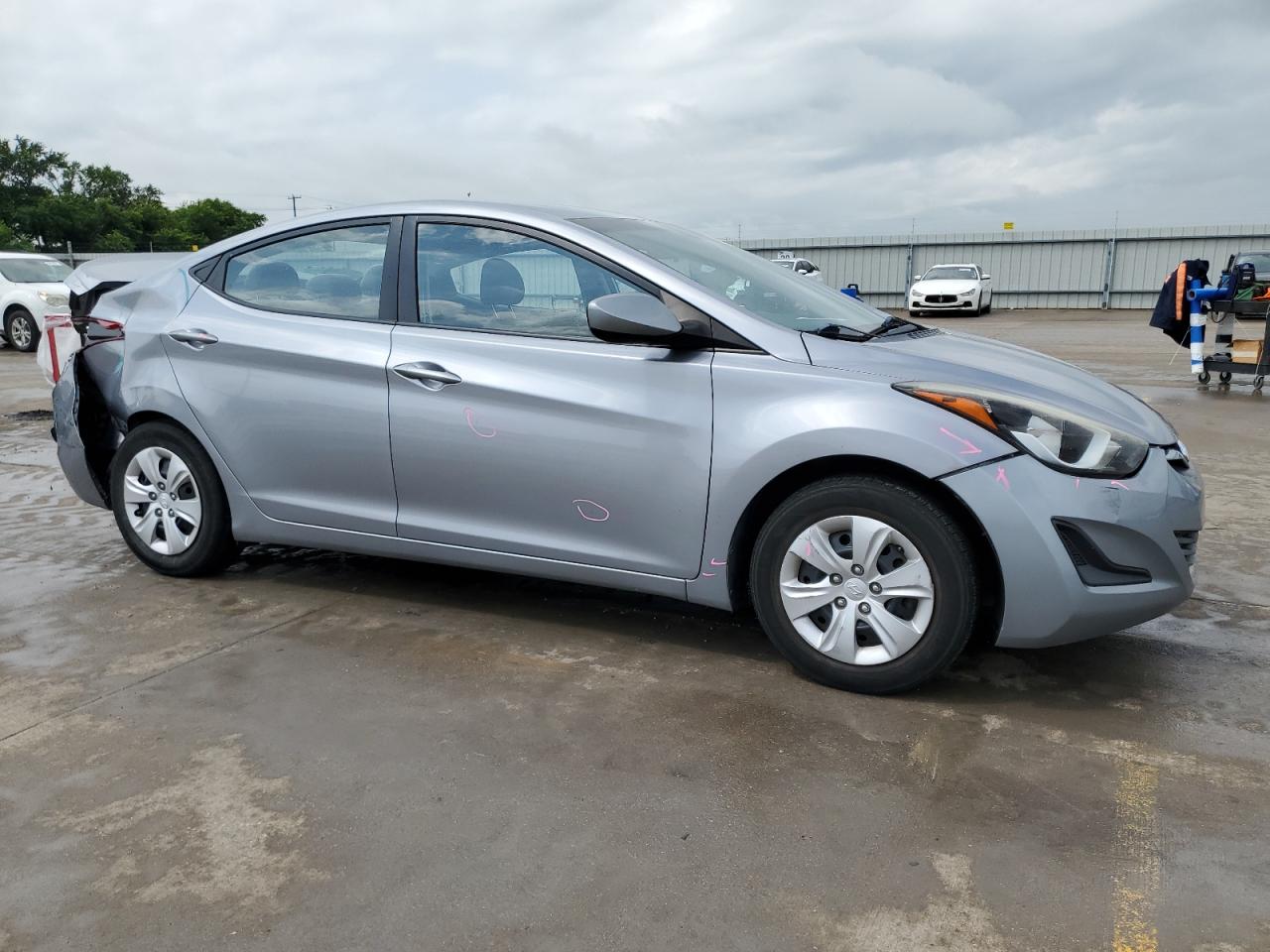 5NPDH4AE5GH702016 2016 Hyundai Elantra Se