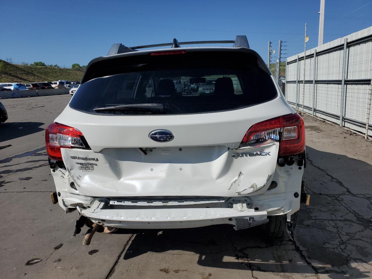 4S4BSBCC7G3223824 2016 Subaru Outback 2.5I Premium