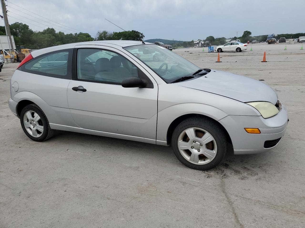 3FAFP31N05R148633 2005 Ford Focus Zx3