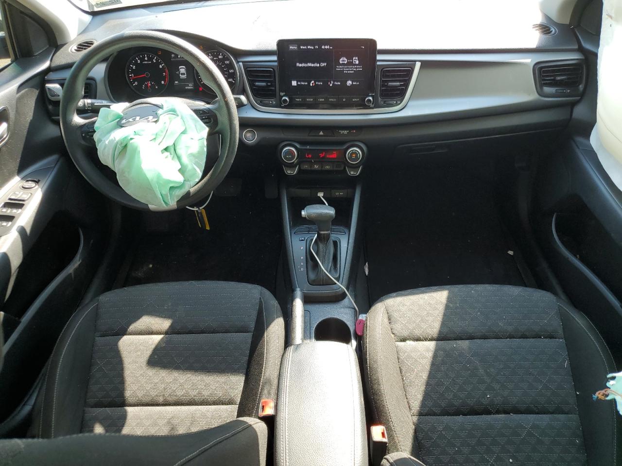 3KPA24AD1NE459348 2022 Kia Rio Lx