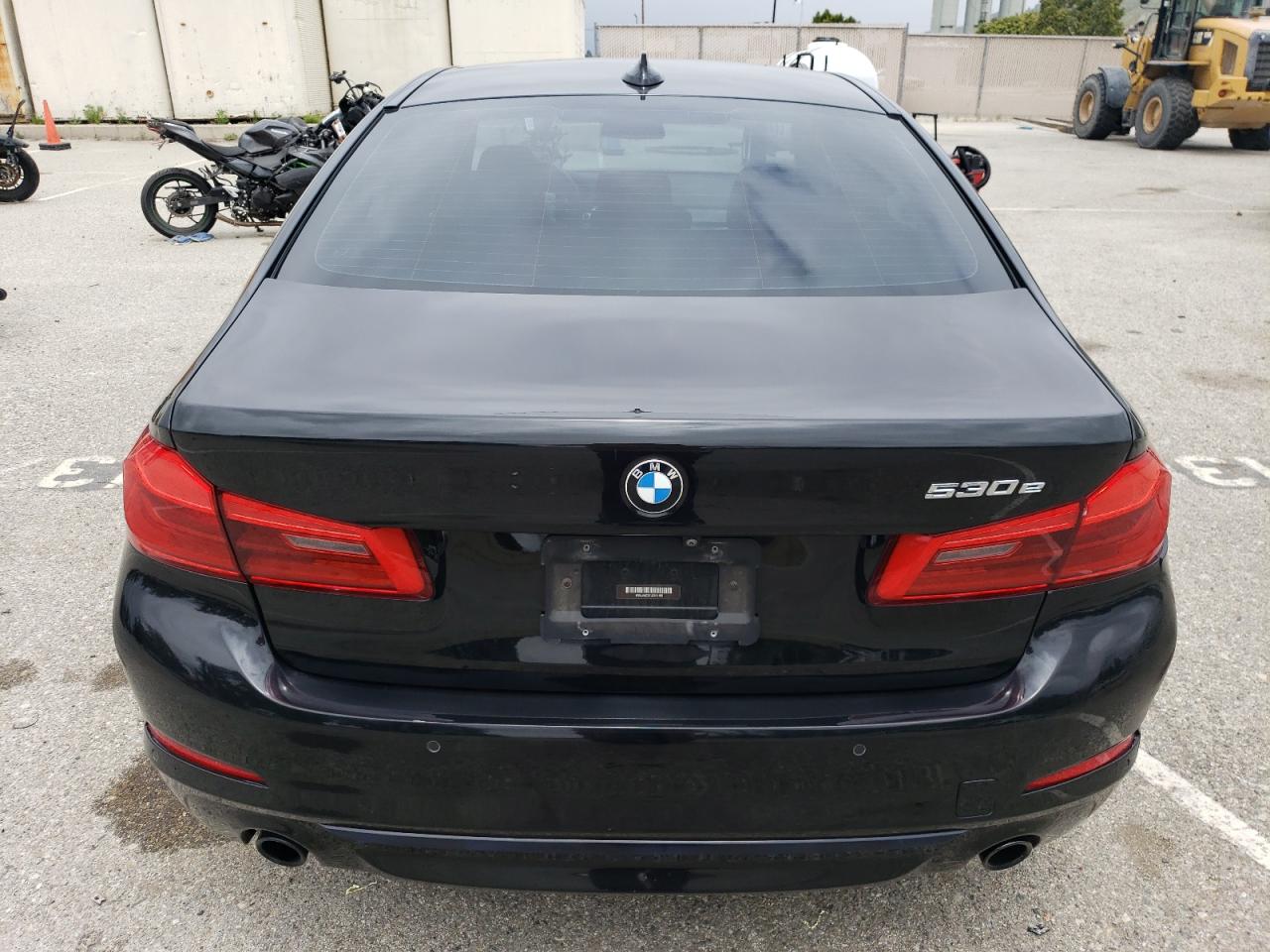 2018 BMW 530E vin: WBAJA9C57JB251100