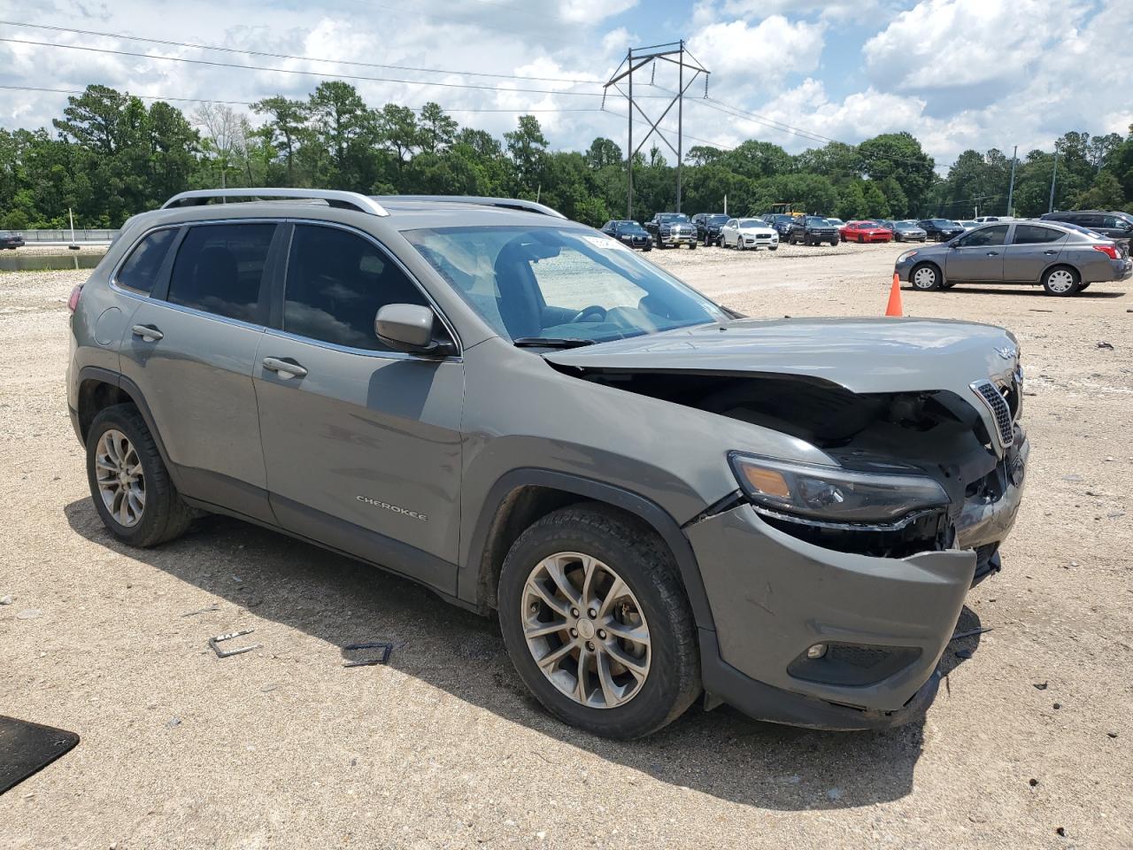 2019 Jeep Cherokee Latitude Plus vin: 1C4PJLLX7KD343390