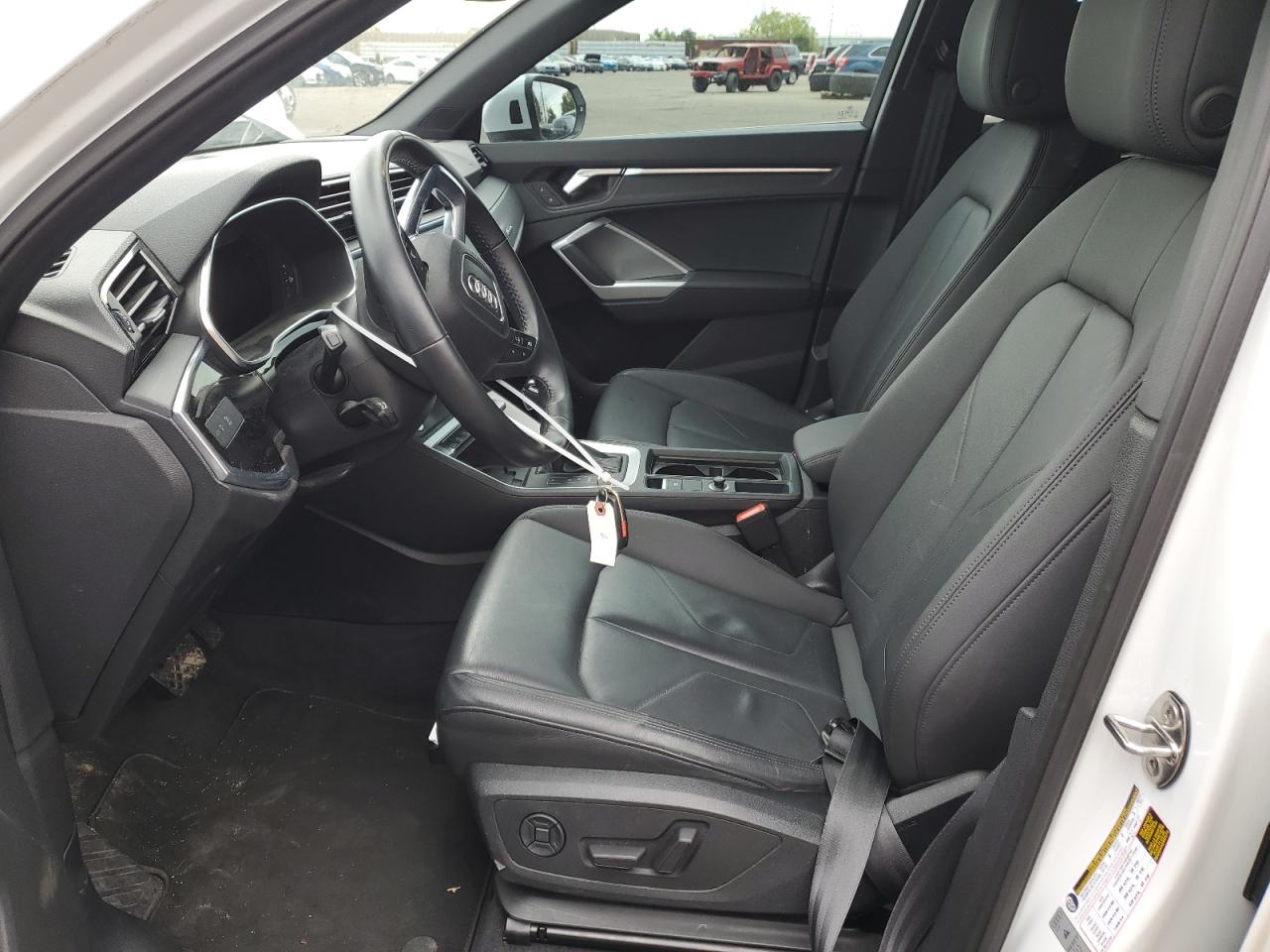 WA1EECF30L1017318 2020 Audi Q3 Premium Plus S-Line