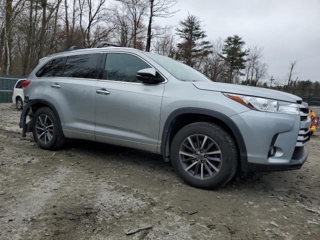 2017 Toyota Highlander Se VIN: 5TDJZRFH5HS398892 Lot: 53000324