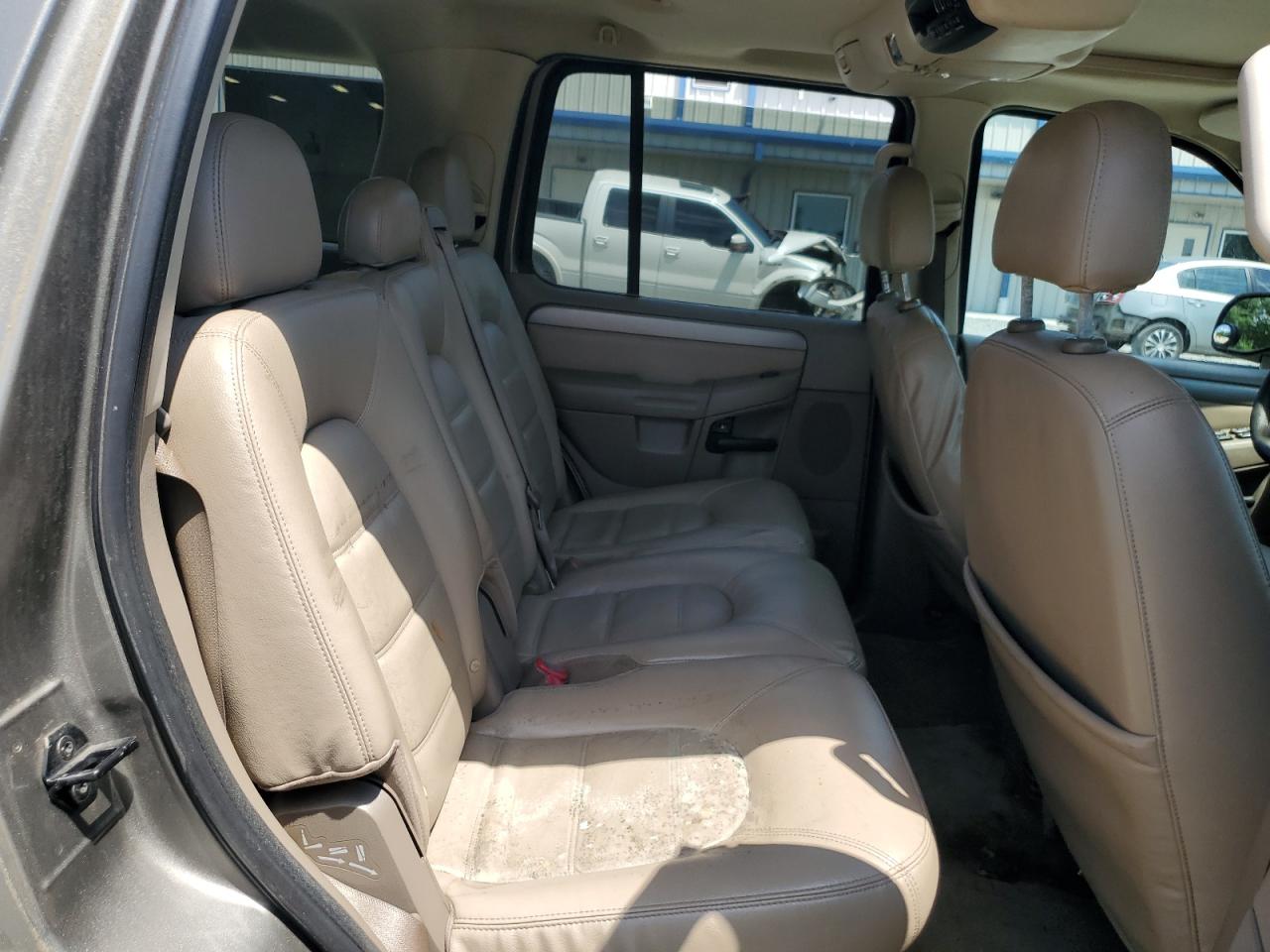 1FMZU73E44ZB13829 2004 Ford Explorer Xlt