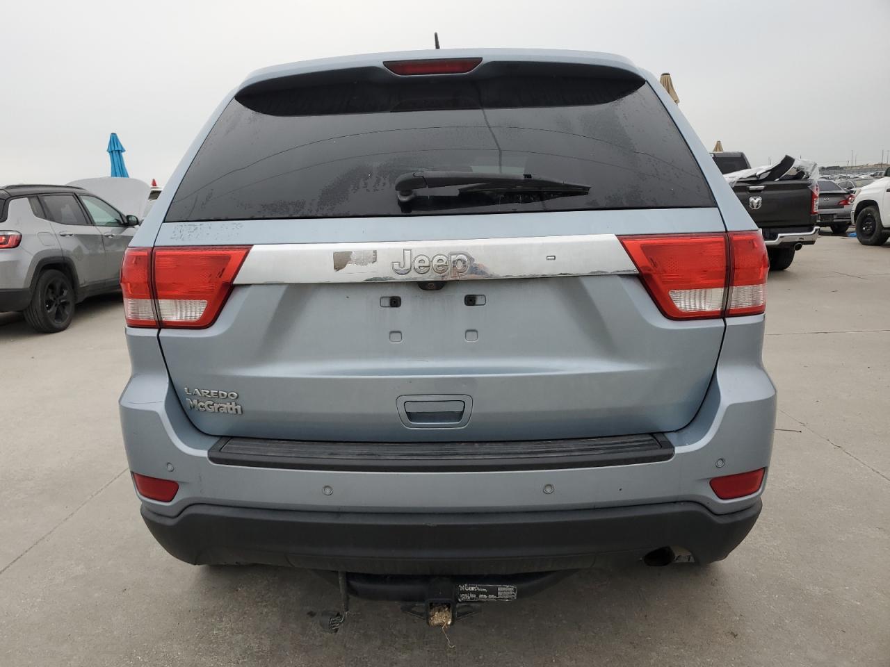 1C4RJEAG5DC589046 2013 Jeep Grand Cherokee Laredo