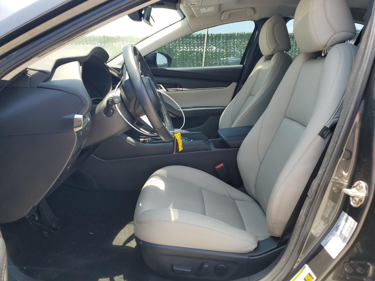 3MZBPBAY9NM302960 2022 Mazda 3