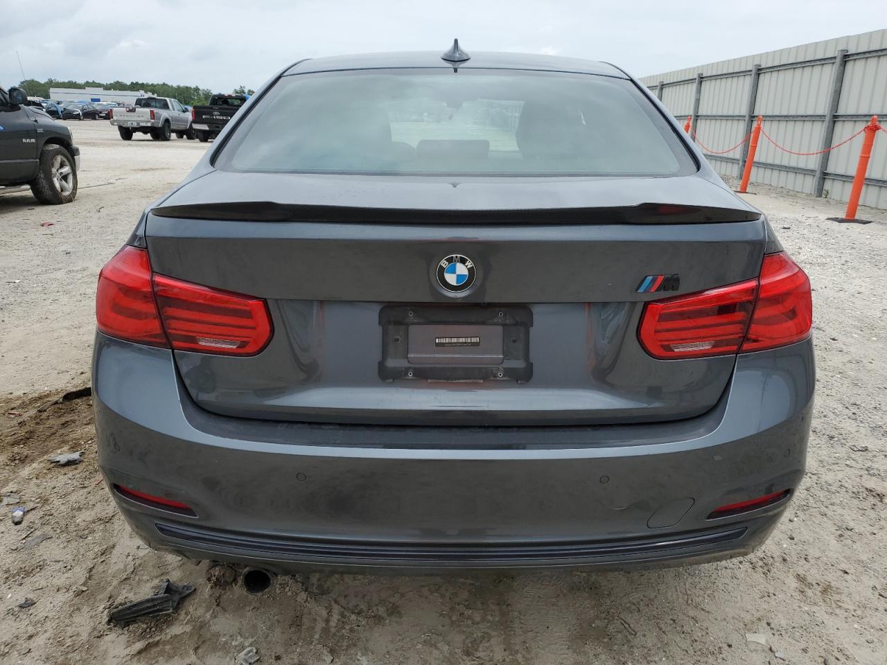 WBA8D9G35HNU63758 2017 BMW 330 Xi