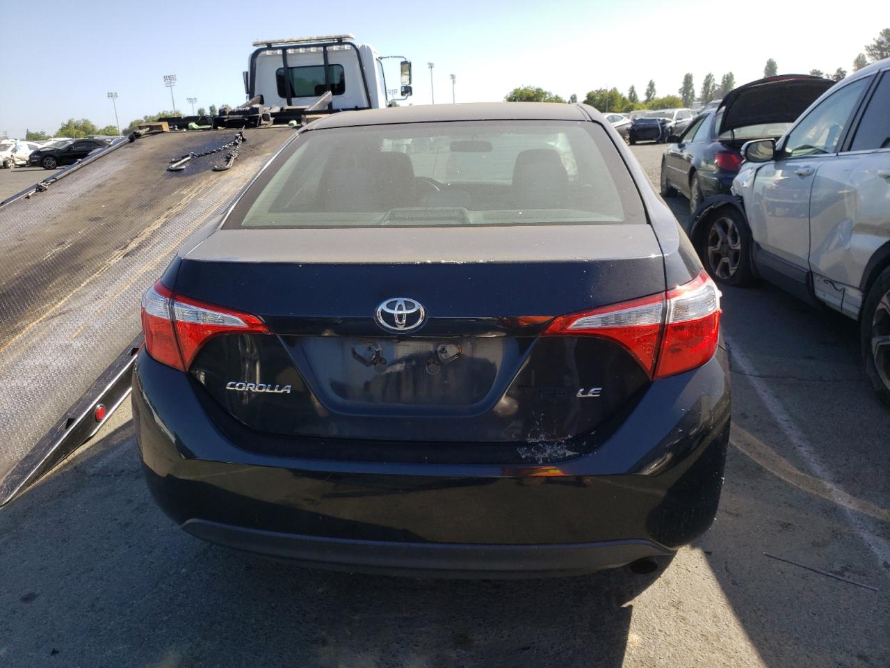 2016 Toyota Corolla L vin: 5YFBURHE9GP510977