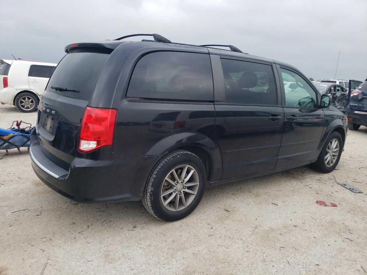 2C4RDGBG8FR691484 2015 Dodge Grand Caravan Se