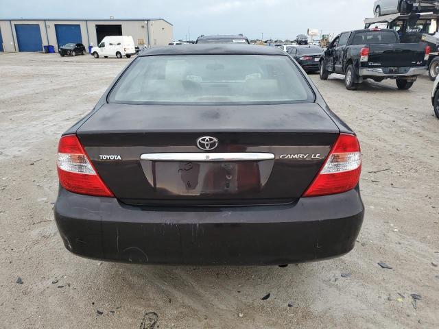 2002 Toyota Camry Le VIN: JTDBE32K220111761 Lot: 57176614