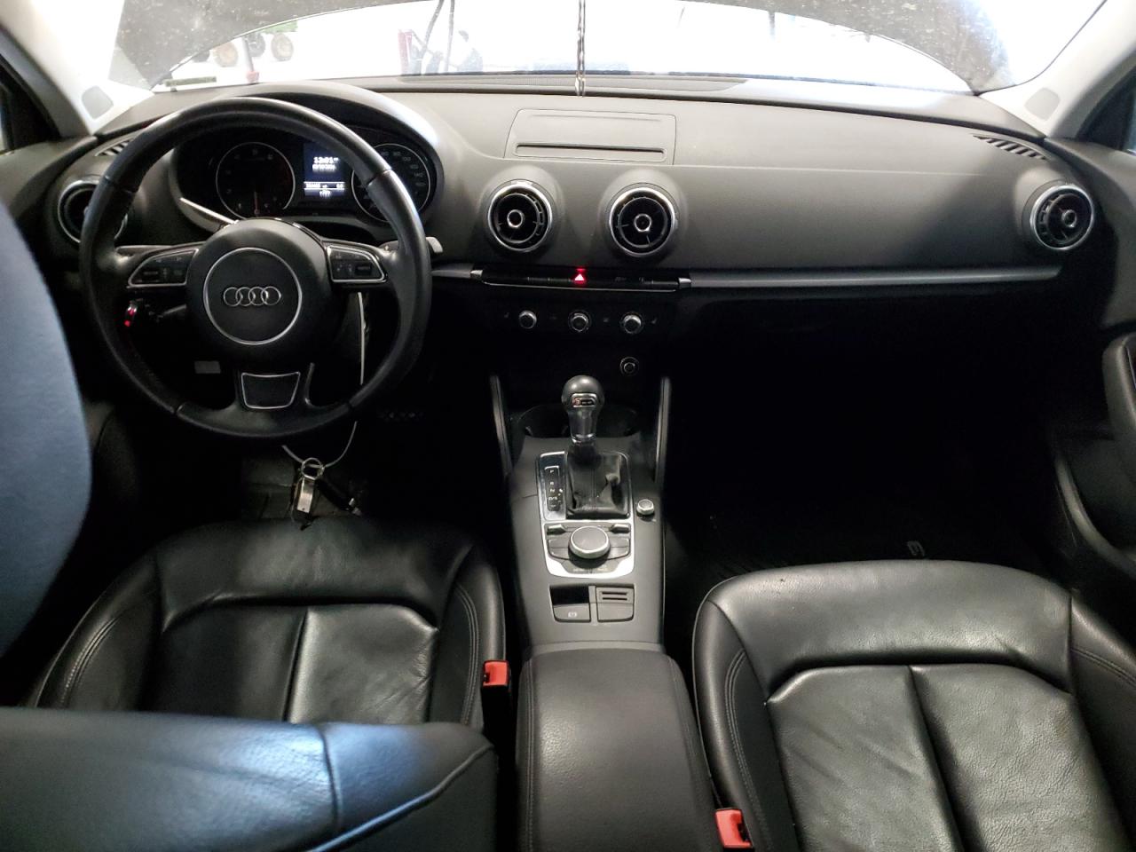 2015 Audi A3 Premium vin: WAUACGFF8F1005799