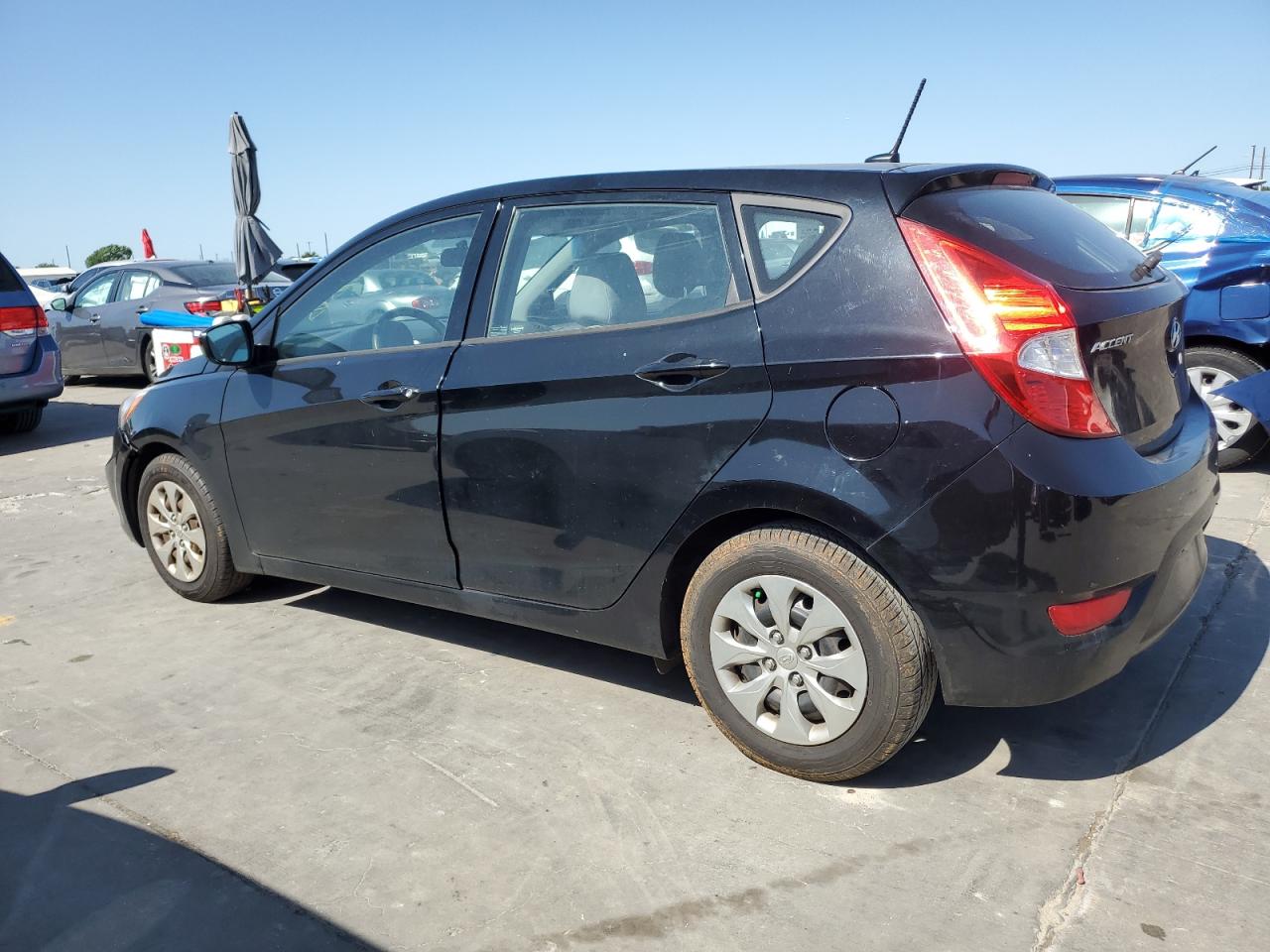 2017 Hyundai Accent Se vin: KMHCT5AE7HU311484