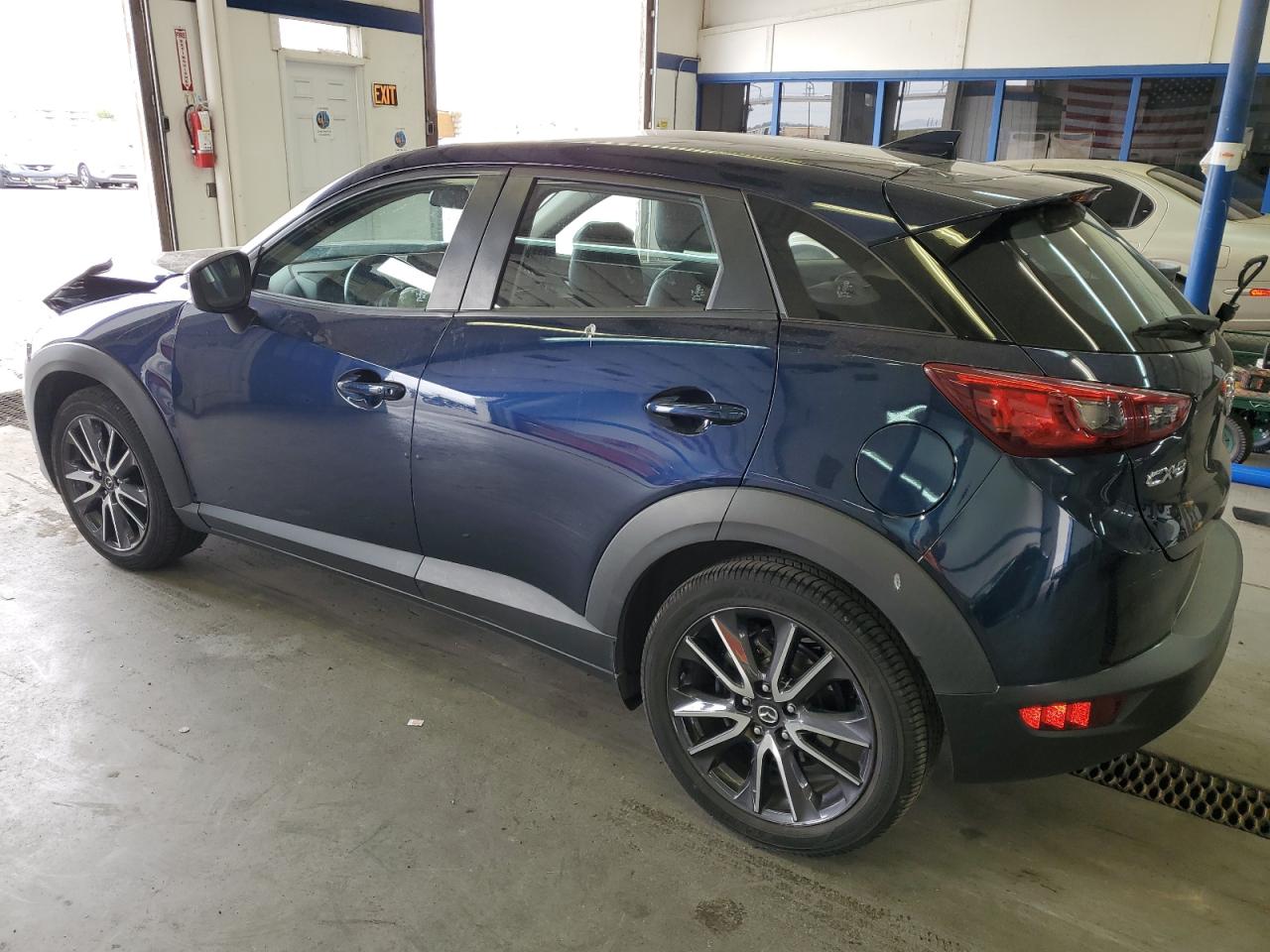 JM1DKDC73J0304131 2018 Mazda Cx-3 Touring