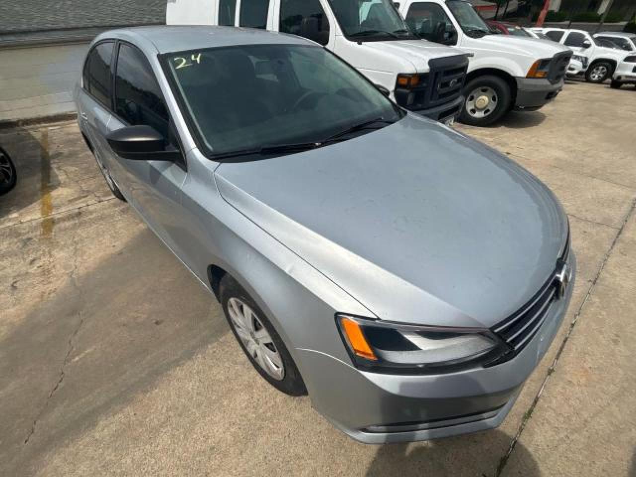 2015 Volkswagen Jetta Base vin: 3VW2K7AJ2FM269008