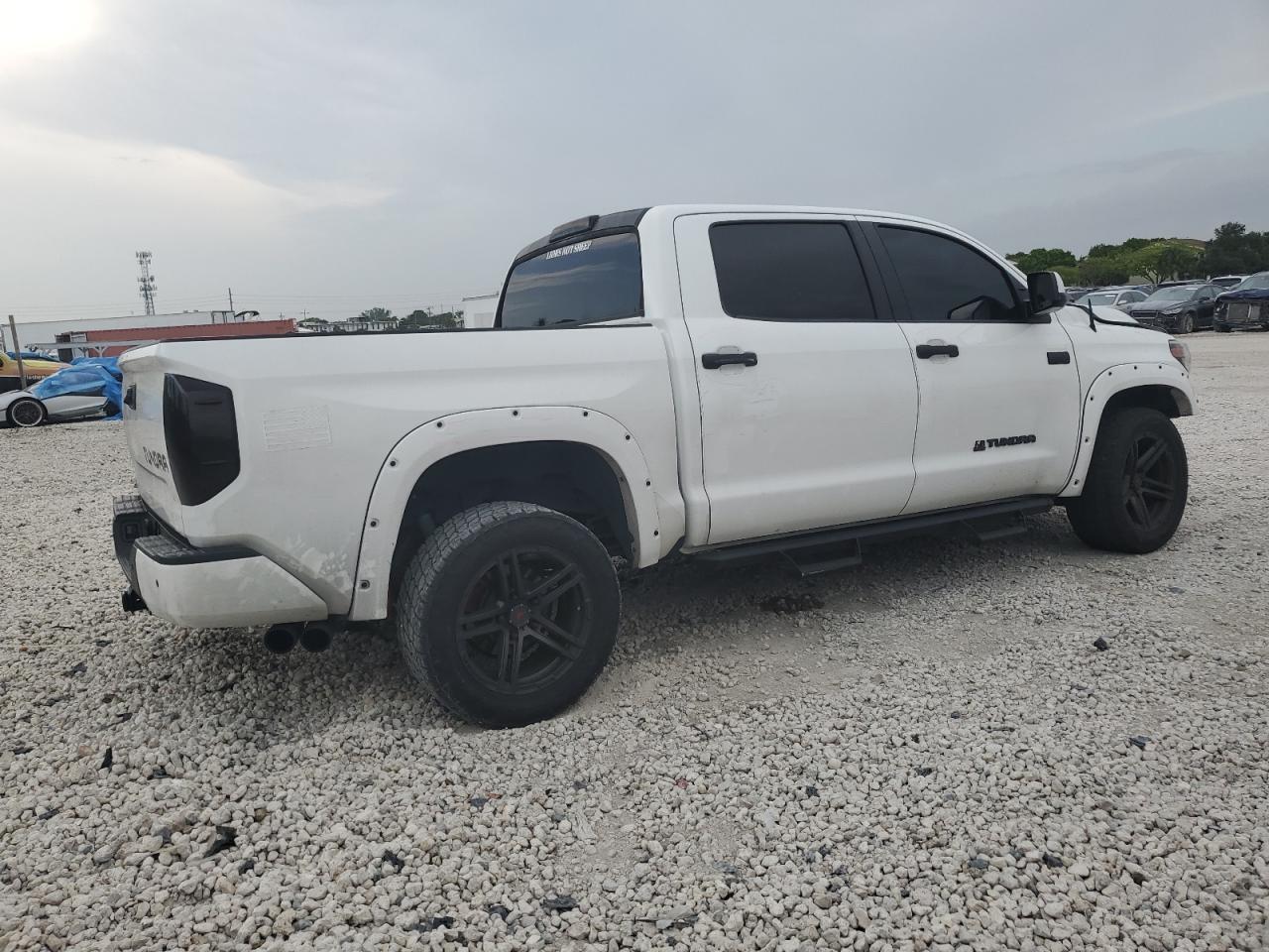 5TFDW5F18KX864253 2019 Toyota Tundra Crewmax Sr5