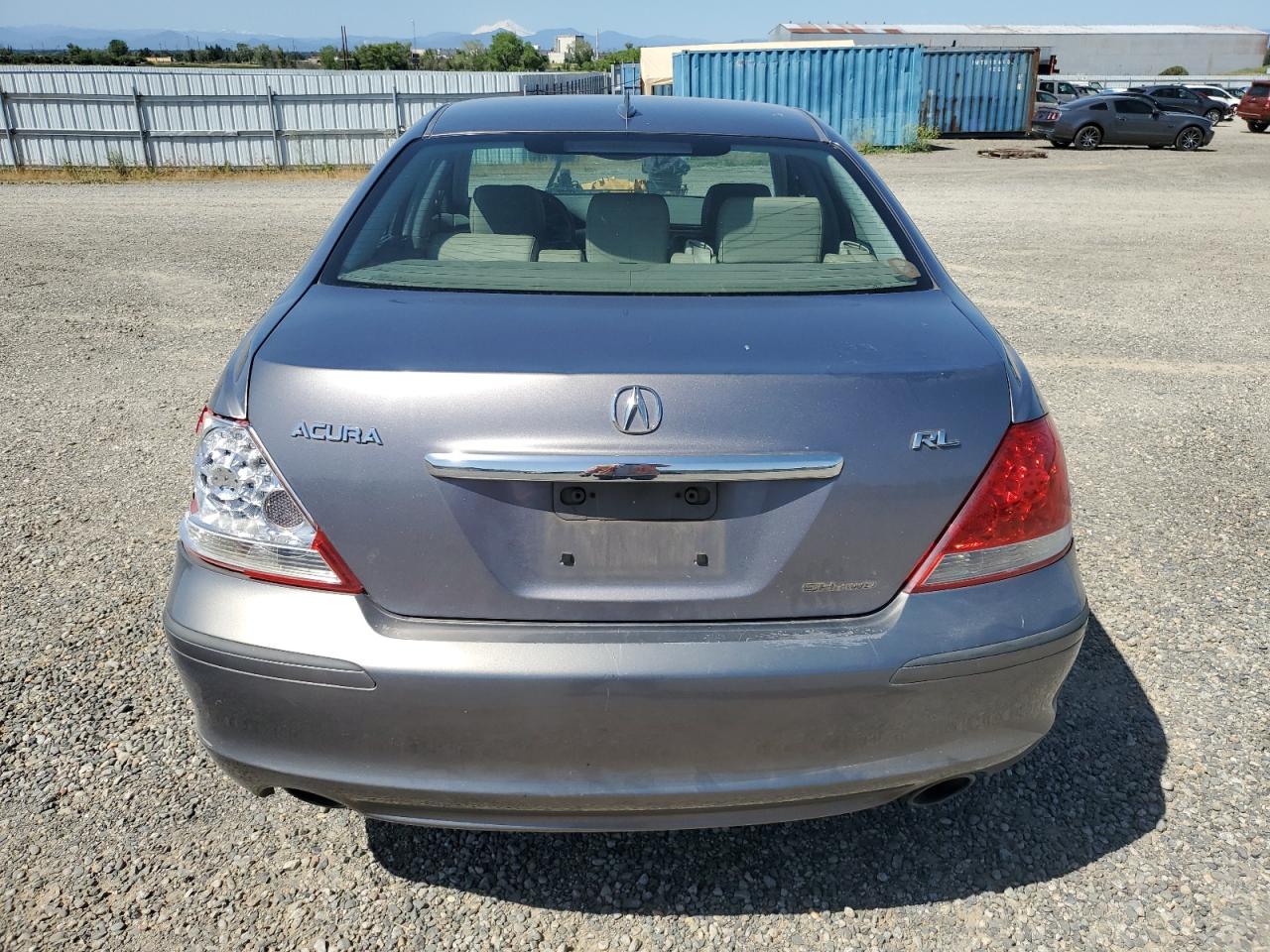 JH4KB165X5C010860 2005 Acura Rl