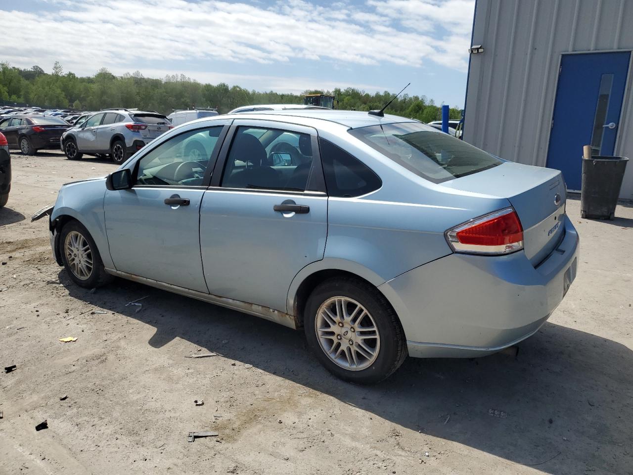 1FAHP35NX9W105925 2009 Ford Focus Se