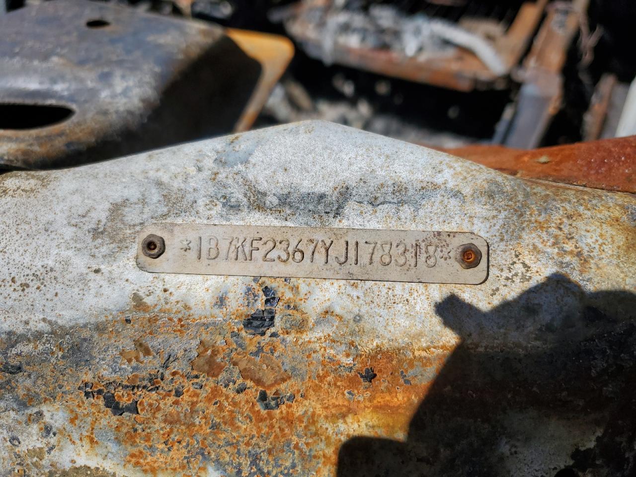 1B7KF2367YJ178318 2000 Dodge Ram 2500