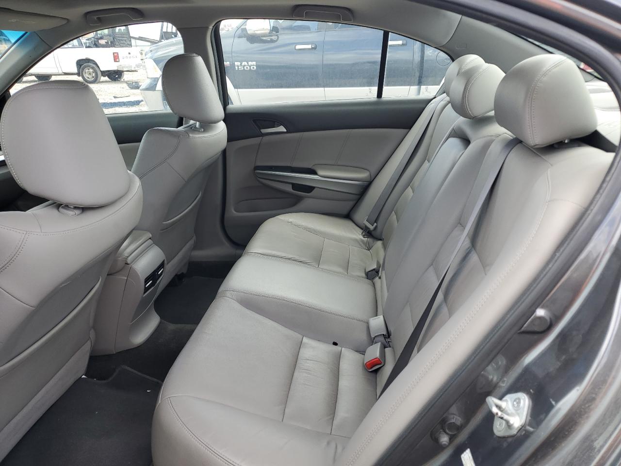 1HGCP3F84AA028842 2010 Honda Accord Exl