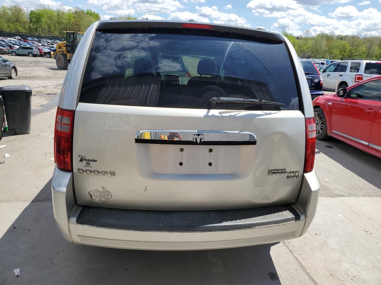 2D4RN5D12AR482666 2010 Dodge Grand Caravan Sxt