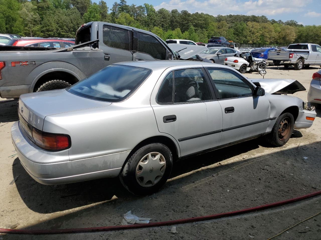 JT2SK11E1N0002021 1992 Toyota Camry Dlx