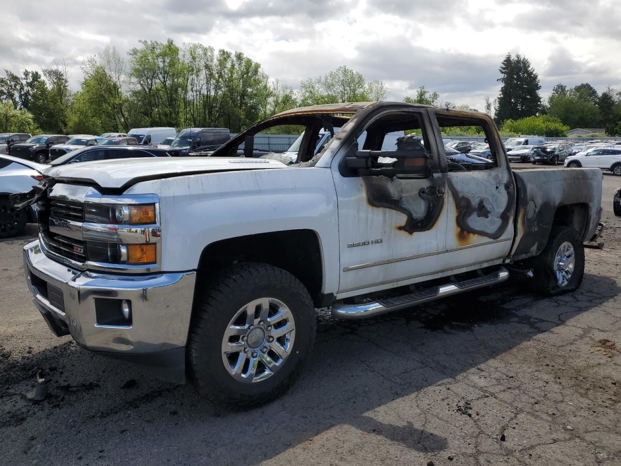 1GC4K0C89GF181832 2016 Chevrolet Silverado K3500 Ltz