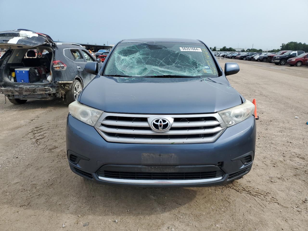 5TDZK3EH5DS139500 2013 Toyota Highlander Base