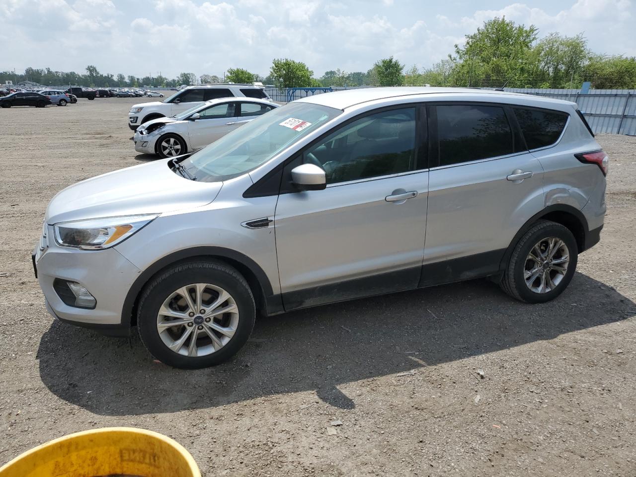 1FMCU0GD5HUE41472 2017 Ford Escape Se