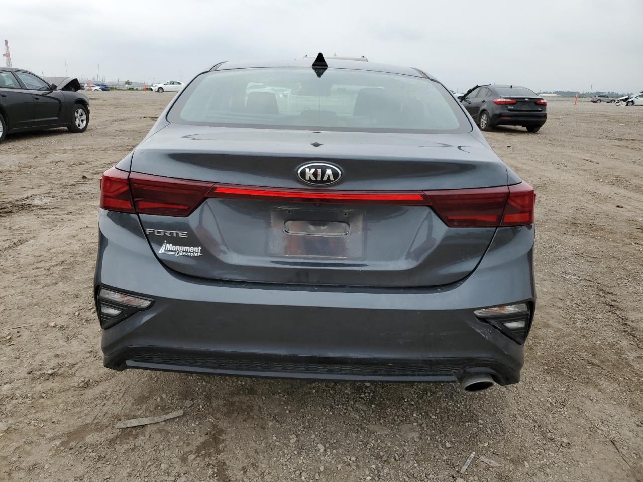 3KPF24AD5ME266608 2021 Kia Forte Fe