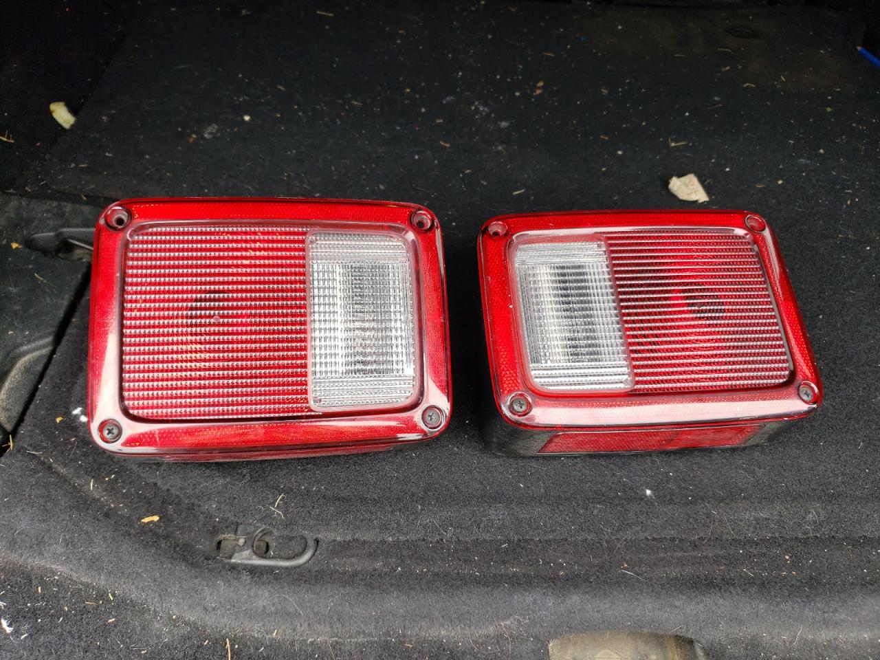 1C4BJWDG0EL277303 2014 Jeep Wrangler Unlimited Sport