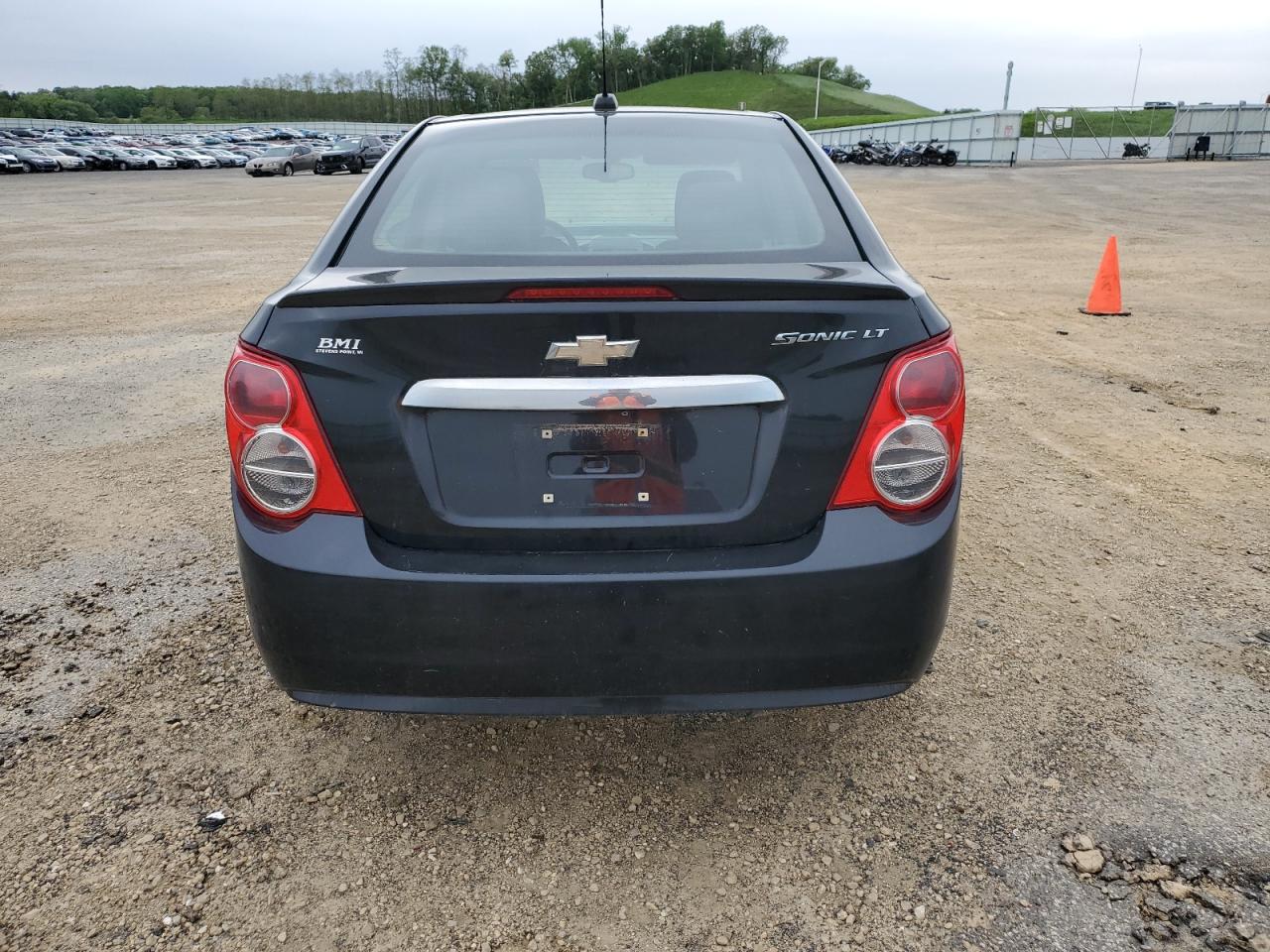 1G1JC5SH6F4215291 2015 Chevrolet Sonic Lt