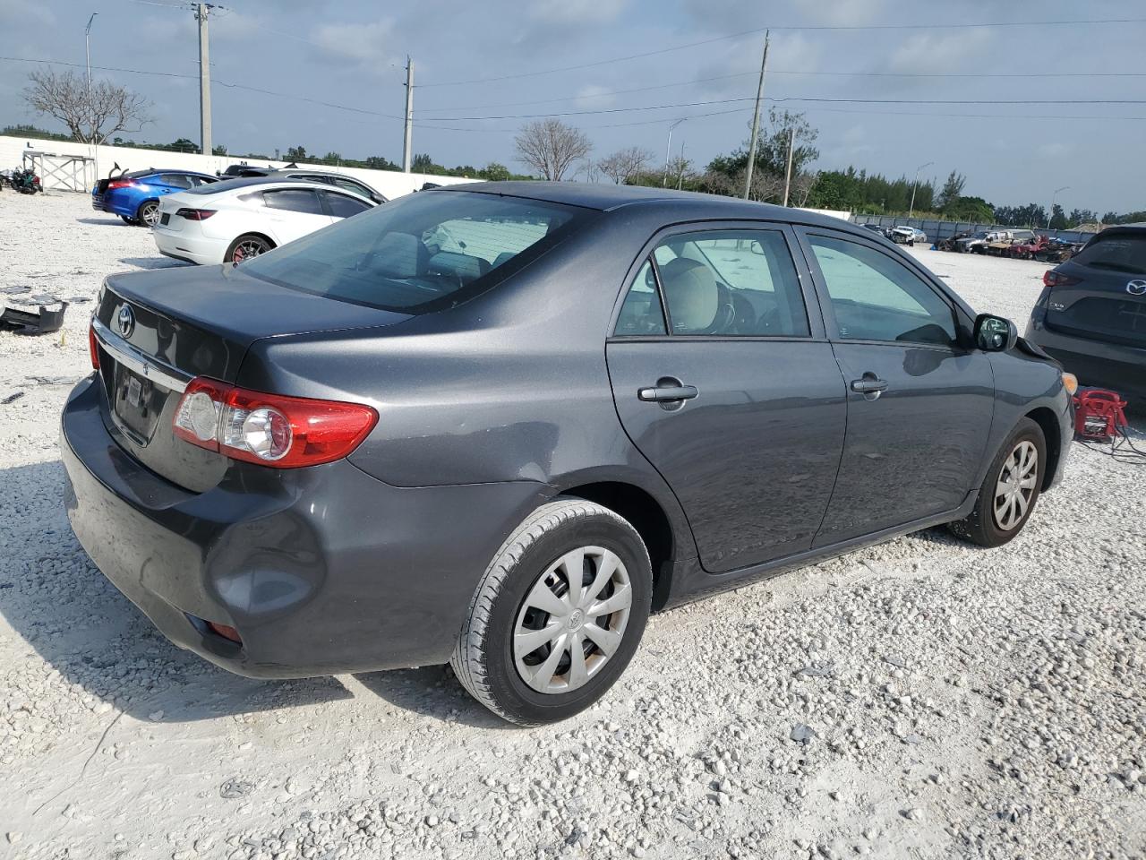 2T1BU4EE7DC111584 2013 Toyota Corolla Base