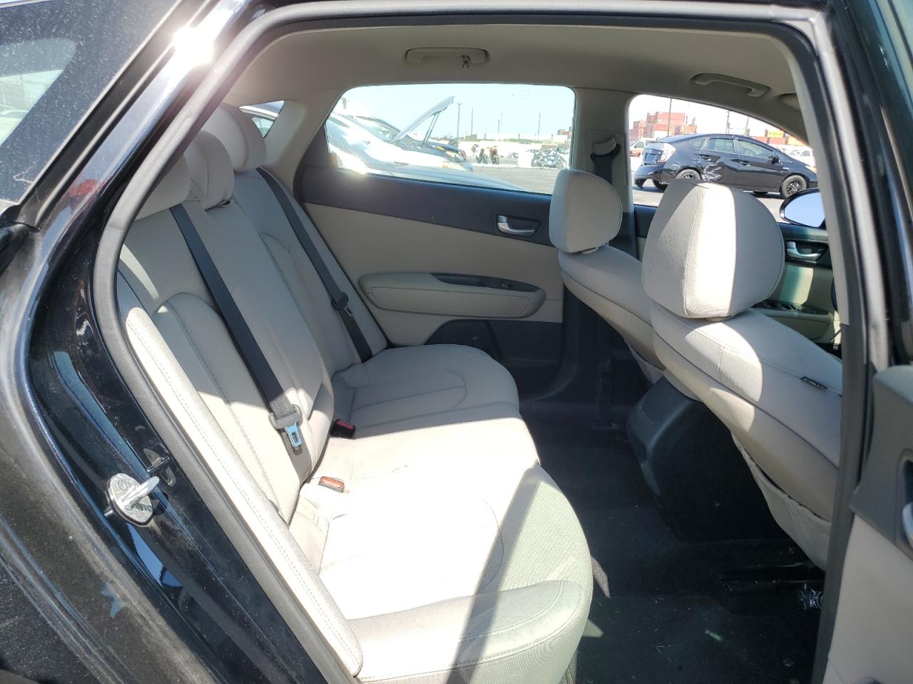 5XXGT4L35GG020644 2016 Kia Optima Lx