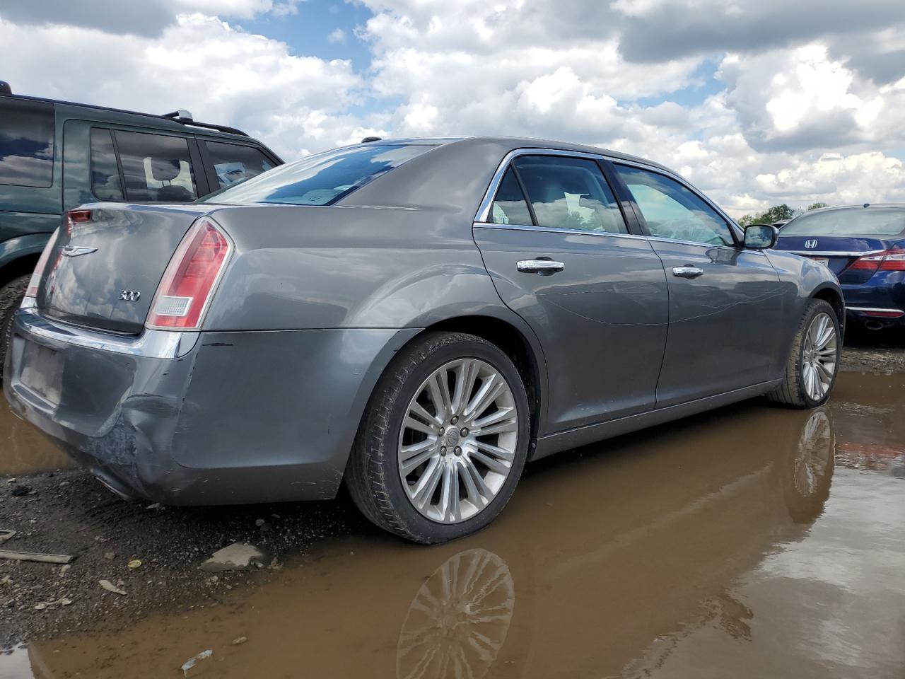 2C3CA5CG5BH523579 2011 Chrysler 300 Limited