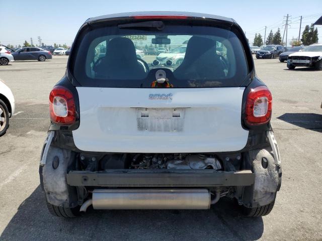  SMART FORTWO 2016 Белый