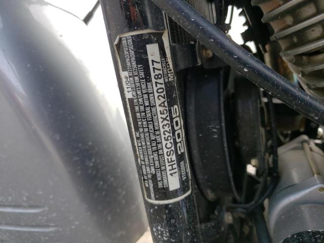 2005 HONDA VTX1300 R 1HFSC523X5A207877