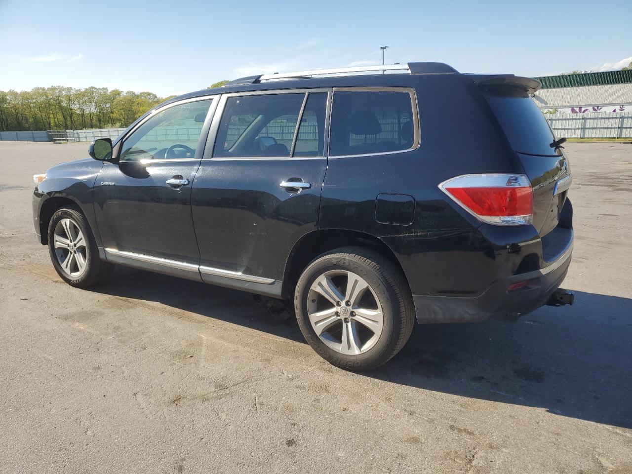 5TDDK3EH7BS042368 2011 Toyota Highlander Limited