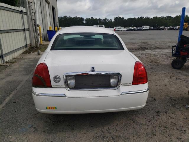 2008 Lincoln Town Car Signature Limited VIN: 2LNHM82W58X657294 Lot: 54384464