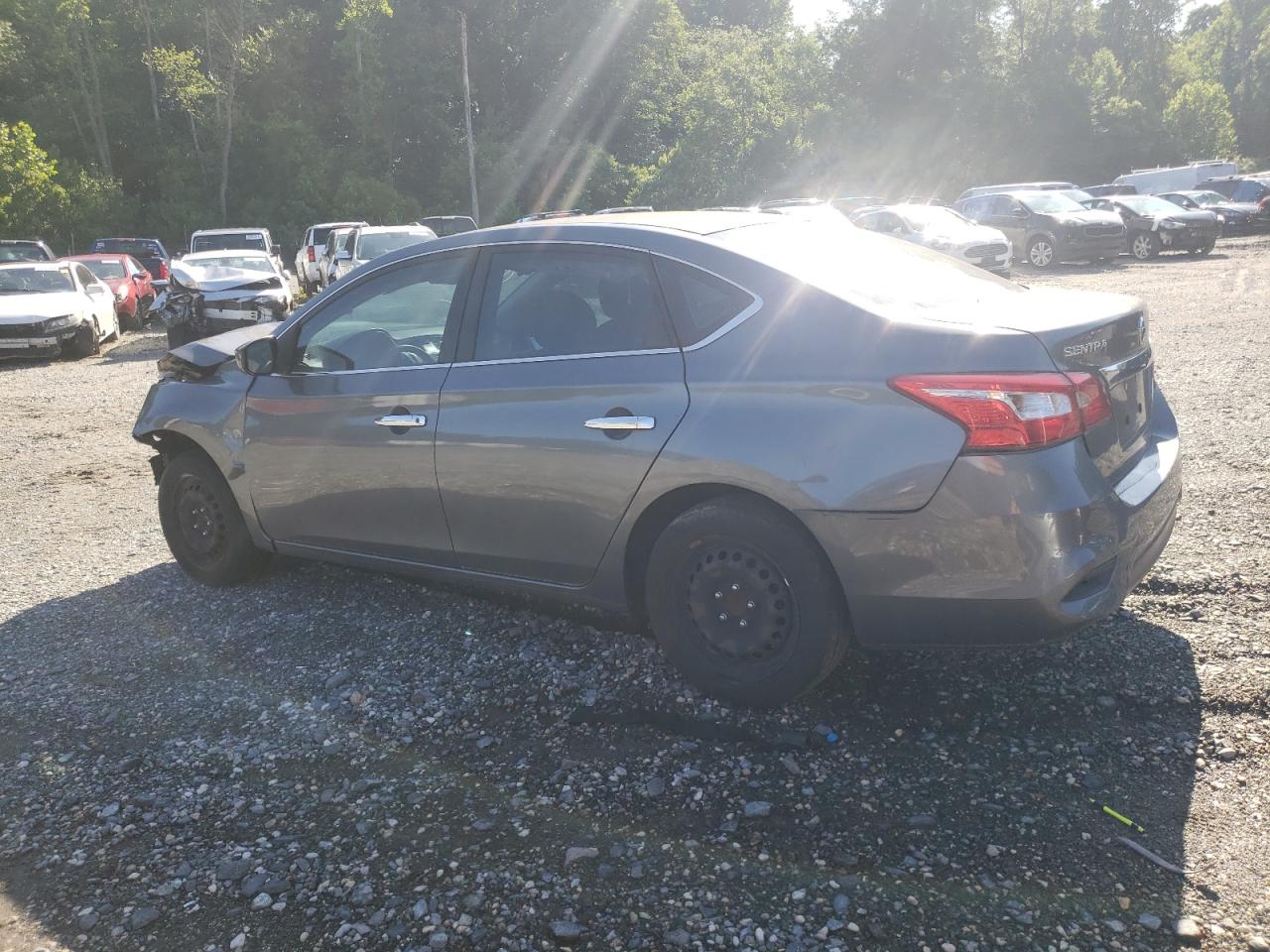 2018 Nissan Sentra S vin: 3N1AB7AP3JY325920